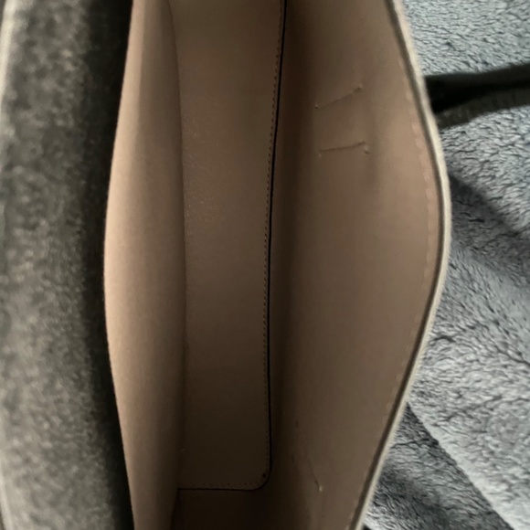 Kate Spade Margaux, Large Satchel - Picture 7 of 12